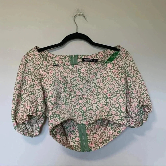 Nasty Gal puffed sleeves floral pink  green cropped blouse crop top - Picture 1 of 3